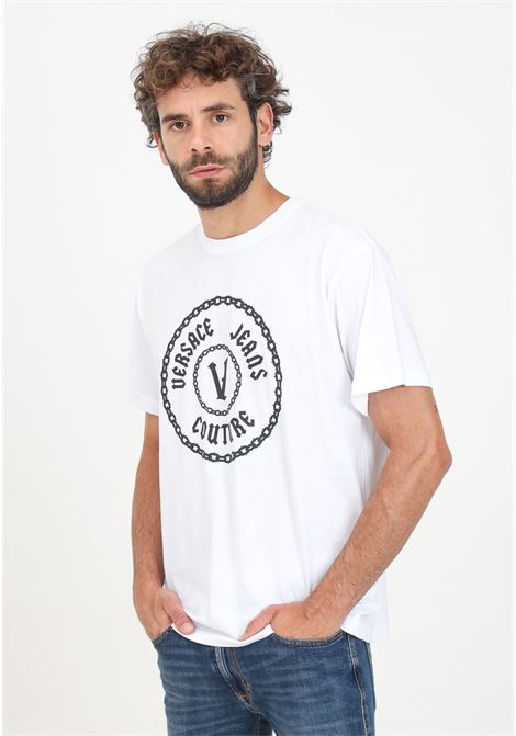 Men's white short-sleeved T-shirt with V-Emblem logo print VERSACE JEANS COUTURE | 77GAHT03CJ00T003